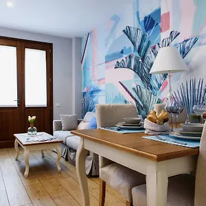 Lora Luxury House , Como Italien