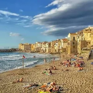 Beachpass , Cefalù Italien