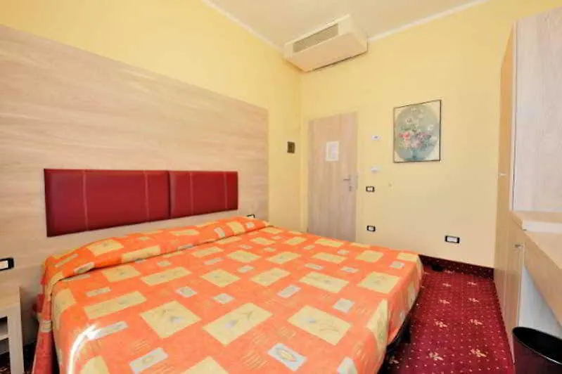 Hotel Perlage Florence Scandicci 3*,